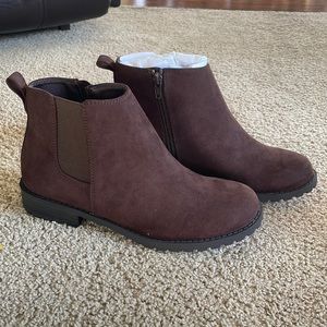 Sonoma Size 7 Cilantro Style Shoes, Color: Brown